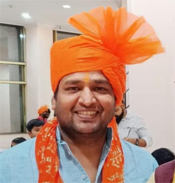 अभिषेक गुप्ता